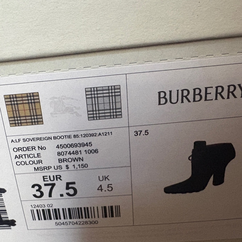 Burberry Suede Lace-up Booties (Brown color) size 37.5 -new - Picture 8 of 8